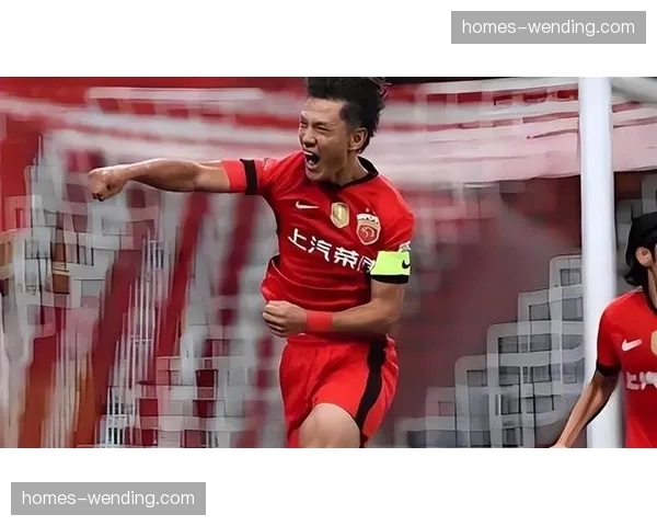 海港新援岳鑫等待机会 左后卫位置竞争李帅占据主力